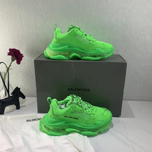 Load image into Gallery viewer, Balenciaga Triple S Sneaker - LUXURY KLOZETT