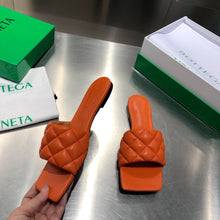 Load image into Gallery viewer, Bottega Veneta Lido Sandals