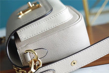 Load image into Gallery viewer, Louis Vuitton LockMe Tender Bag