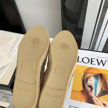 Load image into Gallery viewer, Gucci Espadrilles With Double G