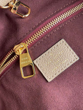 Load image into Gallery viewer, Louis Vuitton Neverfull MM Bag