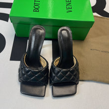 Load image into Gallery viewer, Bottega Veneta Heels