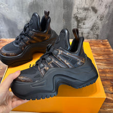 Load image into Gallery viewer, Louis Vuitton Archlight 2.0 Platform Sneakers