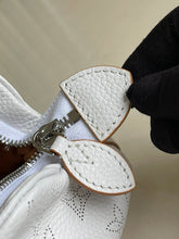 Load image into Gallery viewer, Louis Vuitton Scala Mini Pouch Bag