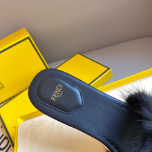 Load image into Gallery viewer, Fendi Signature Slides