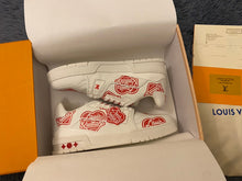 Load image into Gallery viewer, Louis Vuitton Trainer Sneakers