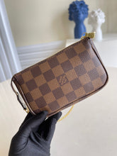 Load image into Gallery viewer, Louis Vuitton Mini Pochette Accessories Bag