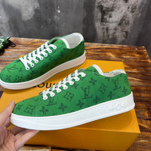 Load image into Gallery viewer, Louis Vuitton Resort Sneakers