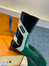 Load image into Gallery viewer, Louis Vuitton Flags High Boot