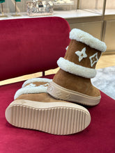 Load image into Gallery viewer, Louis Vuitton Snow DropFlat Ankle Boots