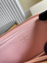 Load image into Gallery viewer, Louis Vuitton Zippy Wallet