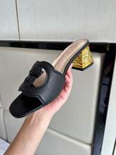 Load image into Gallery viewer, Gucci Interlocking G Cut-out Sandal