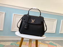 Load image into Gallery viewer, Louis Vuitton LockMe Ever BB Bag