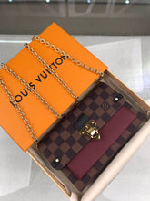 Load image into Gallery viewer, Louis Vuitton Vavin Chain Wallet