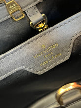 Load image into Gallery viewer, Louis Vuitton Capucines BB Bag