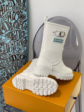 Load image into Gallery viewer, Louis Vuitton Territory Half Boots