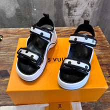 Load image into Gallery viewer, Louis Vuitton Archlight Flat Sandals