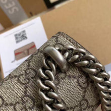 Load image into Gallery viewer, Gucci Dionysus Small Shoulder Bag - LUXURY KLOZETT