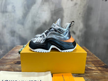 Load image into Gallery viewer, Louis Vuitton Archlight 2.0 Platform Sneakers