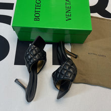 Load image into Gallery viewer, Bottega Veneta Heels