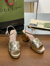 Load image into Gallery viewer, Gucci Interlocking G Studs Sandal
