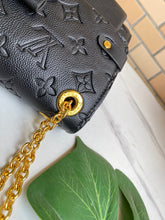 Load image into Gallery viewer, Louis Vuitton Vavin BB Bag