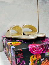 Load image into Gallery viewer, Dolce & Gabbana Polished Calfskin Sliders with DG logo