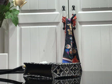 Load image into Gallery viewer, Louis Vuitton 1854 Petit Sac Plat - LUXURY KLOZETT