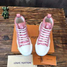Load image into Gallery viewer, Louis Vuitton Squad Sneakers