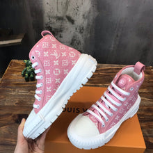 Load image into Gallery viewer, Louis Vuitton Squad Sneakers
