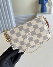 Load image into Gallery viewer, Louis Vuitton Mini Pochette Accessories Bag