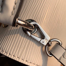 Load image into Gallery viewer, Louis Vuitton Pochette Grenelle Bag - LUXURY KLOZETT