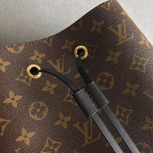 Load image into Gallery viewer, Louis Vuitton NeoNoe MM Bag