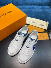 Load image into Gallery viewer, Louis Vuitton Time Out Sneakers
