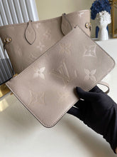 Load image into Gallery viewer, Louis Vuitton Neverfull MM Bag