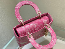 Load image into Gallery viewer, Christian Dior Medium Lady D Lite Bag