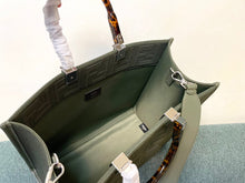 Load image into Gallery viewer, Fendi Sunshine Shopper Meduim Bag