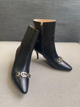 Load image into Gallery viewer, Gucci Pointed Cat heel Boots