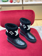 Load image into Gallery viewer, Louis Vuitton Snow DropFlat Ankle Boots