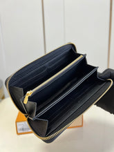 Load image into Gallery viewer, Louis Vuitton Zippy Wallet