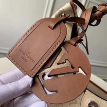 Load image into Gallery viewer, Louis Vuitton Carmel Bag