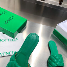 Load image into Gallery viewer, Bottega Veneta Lido Sandals