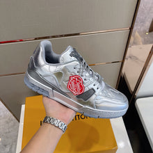 Load image into Gallery viewer, Louis Vuitton Trainer Sneakers