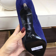 Load image into Gallery viewer, Louis Vuitton Signature Ankle Boot