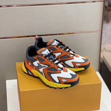 Load image into Gallery viewer, Louis Vuitton Runner Tatic Sneakers