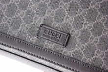 Load image into Gallery viewer, Gucci Supreme Diaper Bag - LUXURY KLOZETT