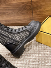 Load image into Gallery viewer, Fendi Rockoko Boots