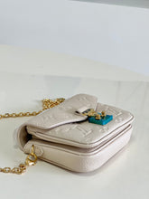 Load image into Gallery viewer, Louis Vuitton Micro Metis Bag
