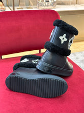Load image into Gallery viewer, Louis Vuitton Snow DropFlat Ankle Boots