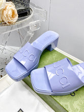 Load image into Gallery viewer, Gucci Rubber Slide Sandal